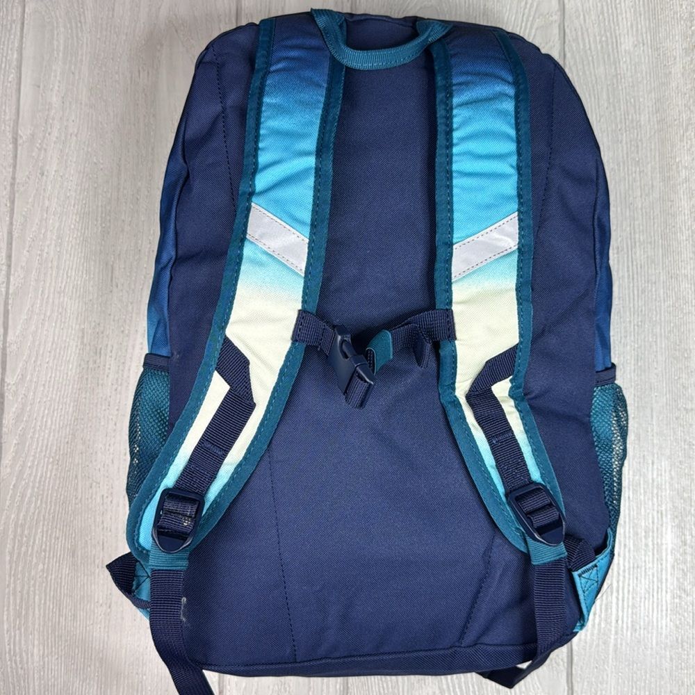 Lands’ end classmate backpack, blue ombré backpack - Picture 6 of 10